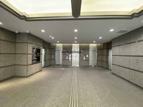 御堂筋ダイヤモンドビル エントランス5