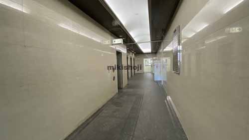 難波御堂筋センタービル エントランス1