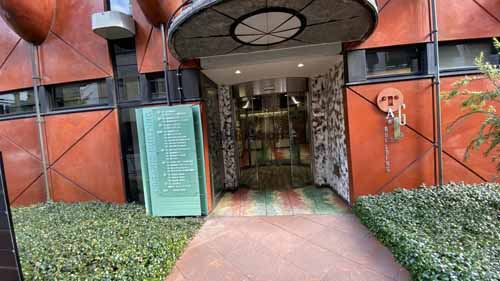 オーガニックビル エントランス2