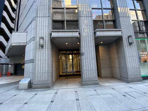 商工中金船場ビル エントランス2