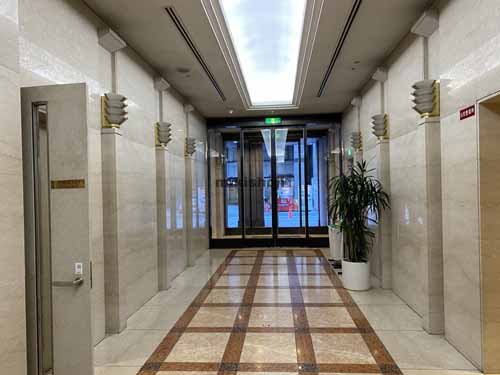 商工中金船場ビル エントランス7