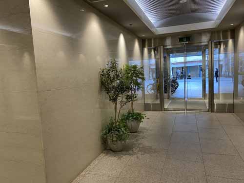 南船場のシンセイビル エントランス5