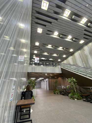 新大阪駅前中央ビル エントランス1