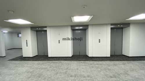 新大阪駅前中央ビル エレベーターホール2