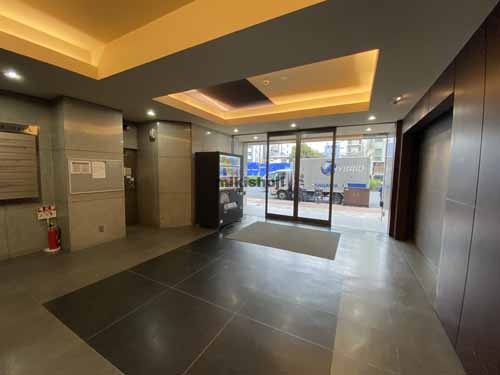 東中島・西淡路の新大阪第２日大ビル エントランス7