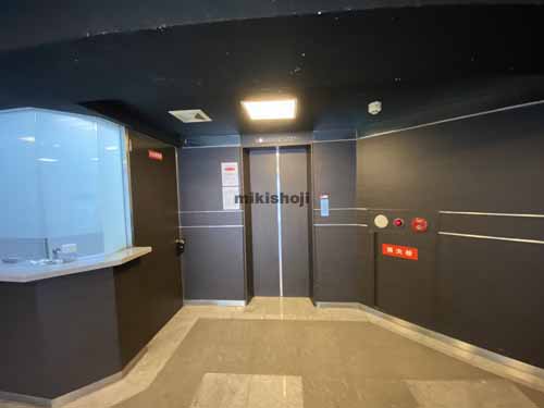 新大阪駅前ビル エントランス1