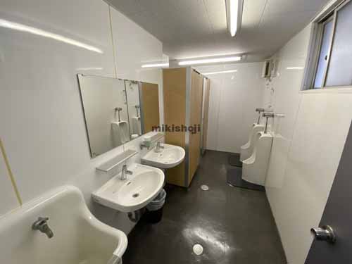 新大阪駅前ビル 水回り2