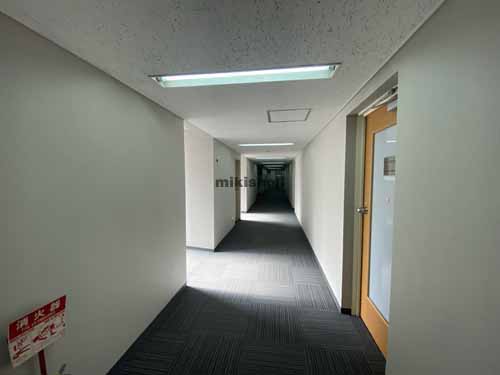 新御堂筋ビル エレベーターホール4