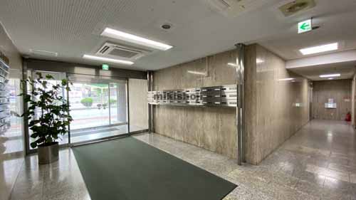 西中島・宮原・東三国の大協シャトービル エントランス2