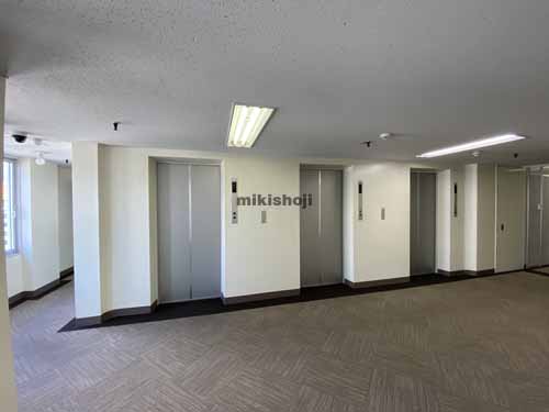 オリエンタル新大阪ビル エレベーターホール2