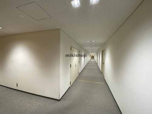 住友生命新大阪北ビル エレベーターホール1
