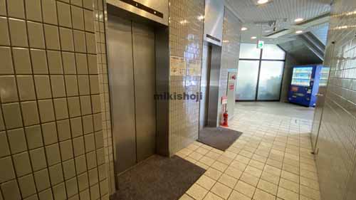 西中島・宮原・東三国の新大阪メイコービル エントランス8
