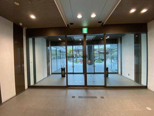 東中島・西淡路のルーシッドスクエア新大阪ビル エントランス7