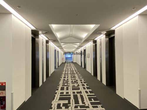 西中島・宮原・東三国の新大阪トラストタワー エレベーターホール1