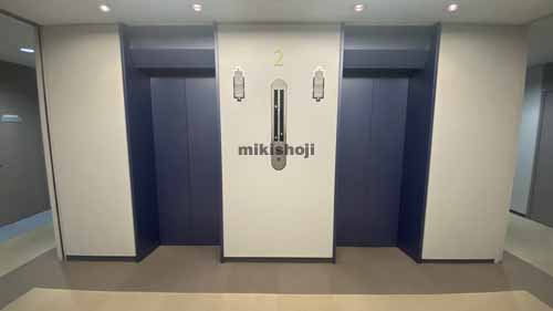 新大阪西浦ビル エレベーターホール1