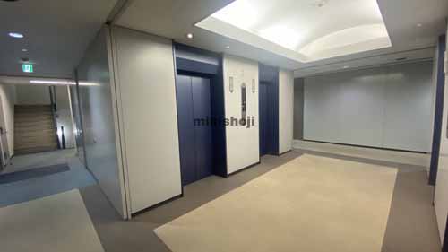 新大阪西浦ビル エレベーターホール3