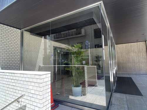 いずみビル エレベーターホール1