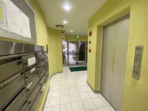 太融寺ビル エントランス1