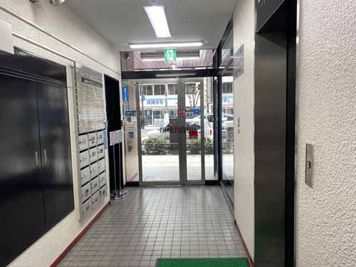 Ｒ＆Ｅビル エントランス3