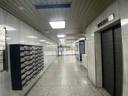 ニュー共栄ビル エントランス2