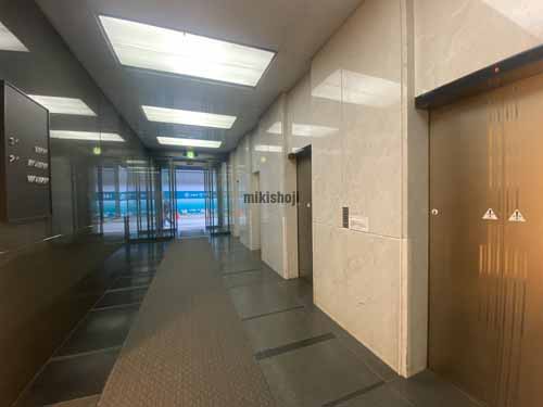 ＪＰＲ茶屋町ビル エントランス2