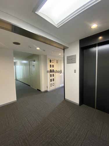 リバービュー北浜 エレベーターホール2