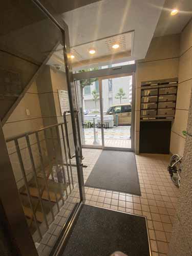 三ッ星ビル エントランス3