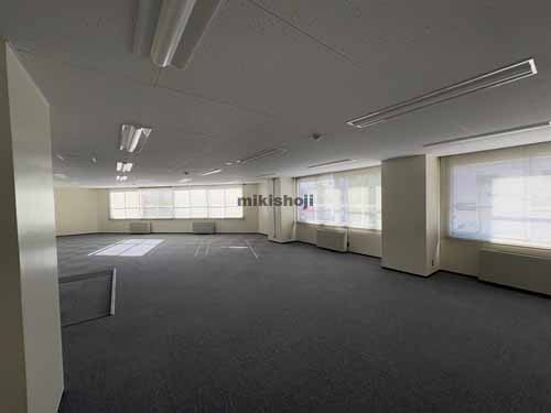 港振興ビル 貸室内3