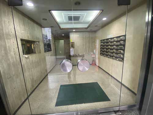 寿楽ビル エントランス3