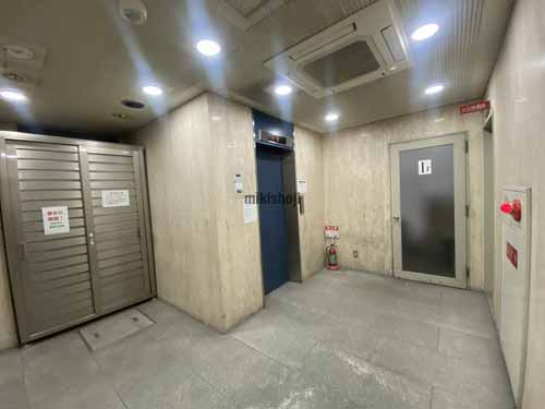 ＳＵＲＥ堂島ビル エントランス1