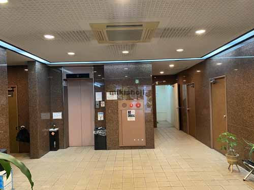 南森町周辺の西天満第１１松屋ビル エントランス1