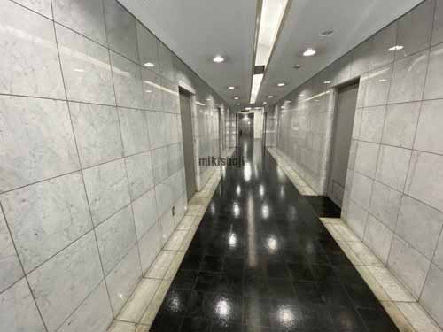 シヨーレイビル エントランス1