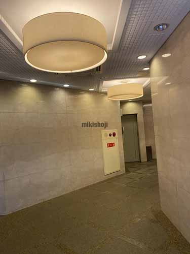 松本ビル エントランス1