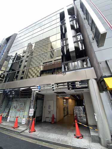 梅田・堂島・中之島の尼信梅田ビル エントランス4