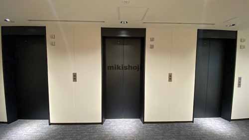 ＨＦ江坂駅前ビルディング エレベーターホール2