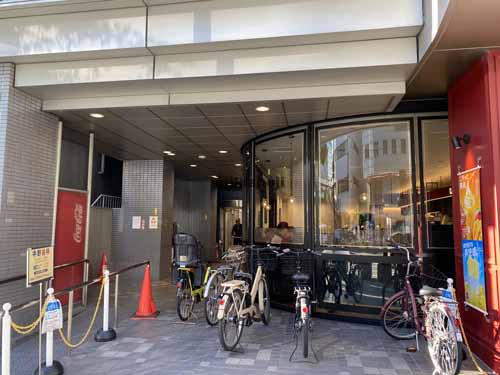 ニッセイ江坂セントラルビル エントランス4