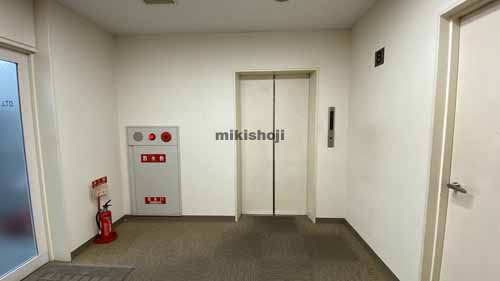 ニッセイ江坂セントラルビル エレベーターホール3