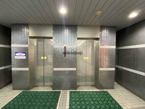 西谷東急ビル エントランス7