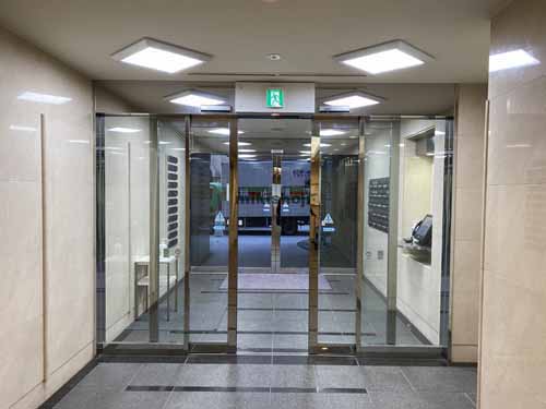 大阪ＢＸビル エントランス1