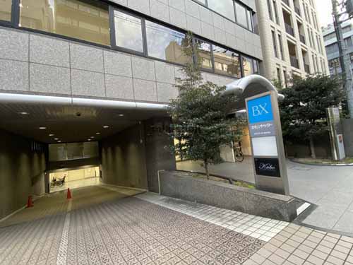 大阪ＢＸビル エントランス3