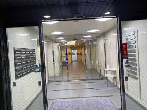 大阪ＢＸビル エントランス5