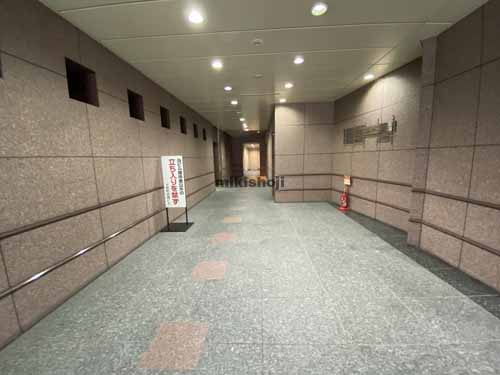 平野町髙橋ビル エントランス1