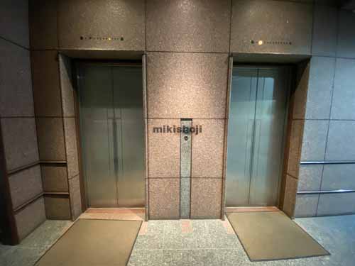 平野町髙橋ビル エントランス4