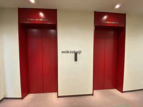平野町髙橋ビル エレベーターホール1