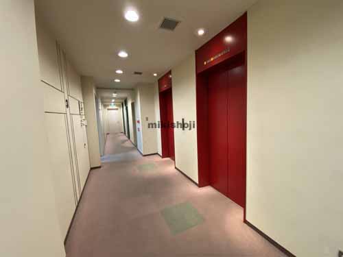 平野町髙橋ビル エレベーターホール2
