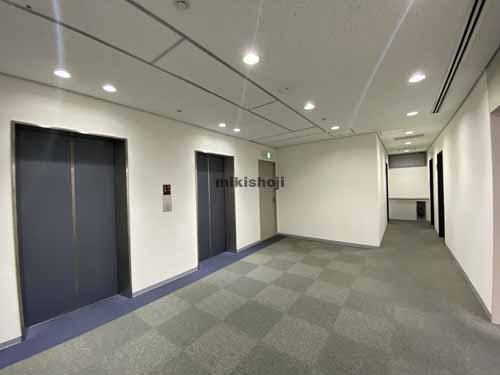 淀屋橋東洋ビル エレベーターホール1