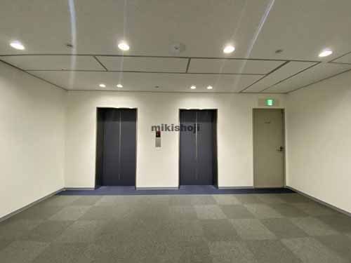 淀屋橋東洋ビル エレベーターホール3