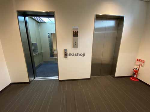 シオノギ道修町ビル エレベーターホール2