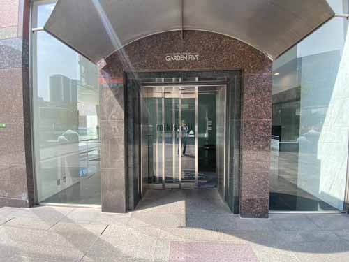 梅田スカイビルガーデン棟 エントランス4