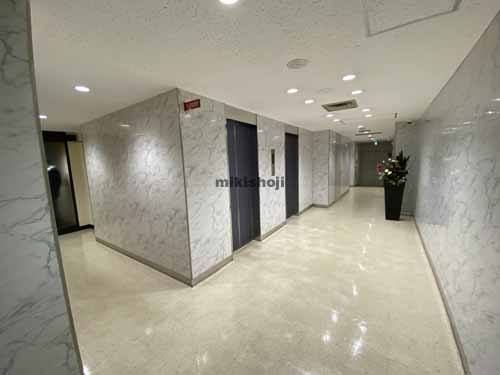 心斎橋中央ビル エントランス6